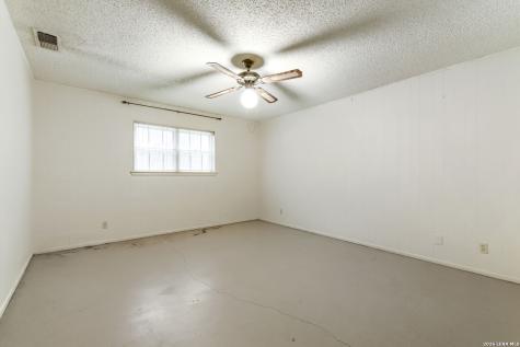 11009 Whisper Valley Street San Antonio TX 78230