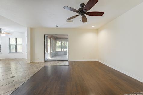 106 Lauren Boerne TX 78006