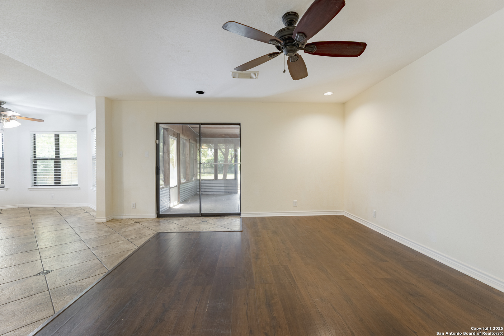 106 Lauren Boerne TX 78006