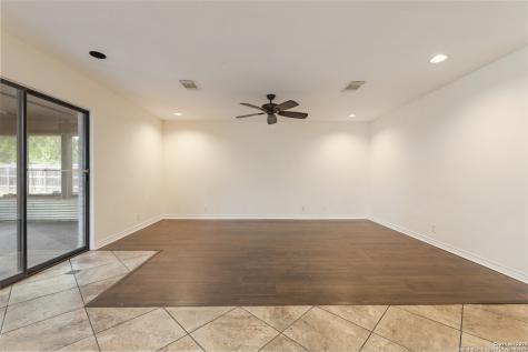 106 Lauren Boerne TX 78006