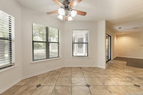 106 Lauren Boerne TX 78006
