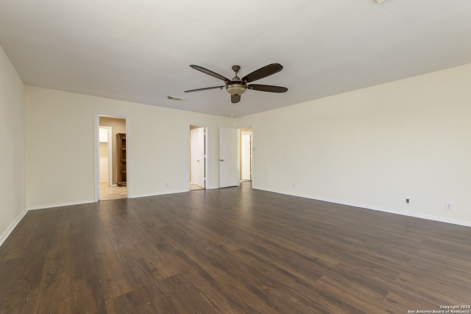 106 Lauren Boerne TX 78006