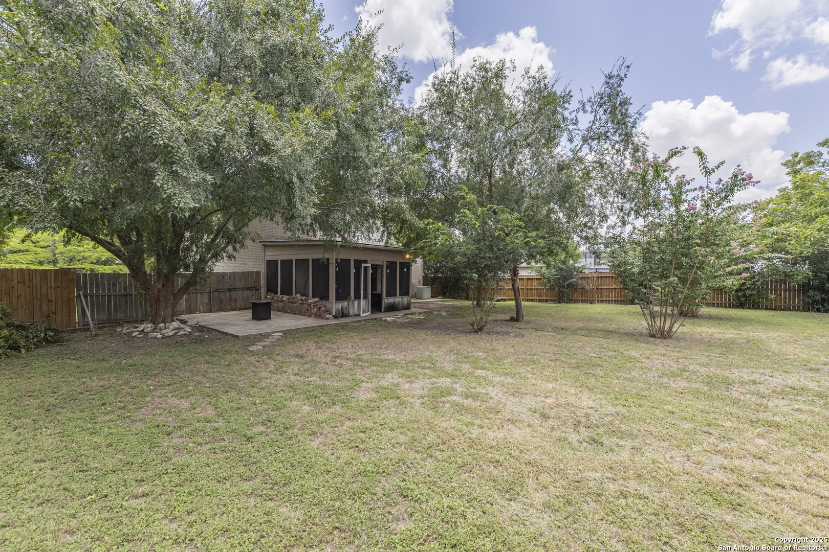 106 Lauren Boerne TX 78006