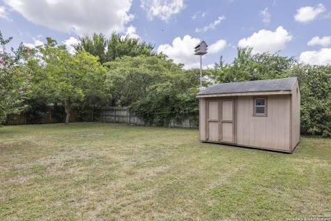 106 Lauren Boerne TX 78006