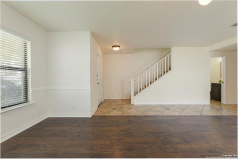 106 Lauren Boerne TX 78006