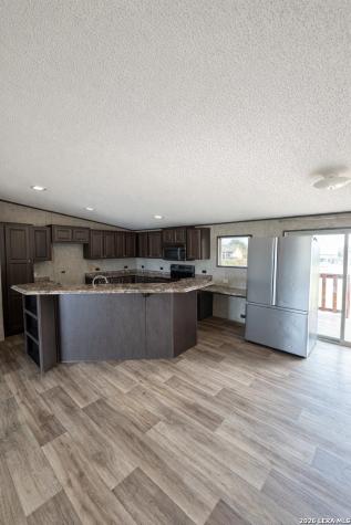 401 Ala Blanca Drive Lytle TX 78052