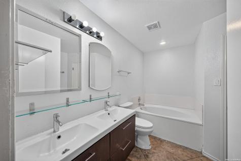 9702 Ceremony Cove San Antonio TX 78239