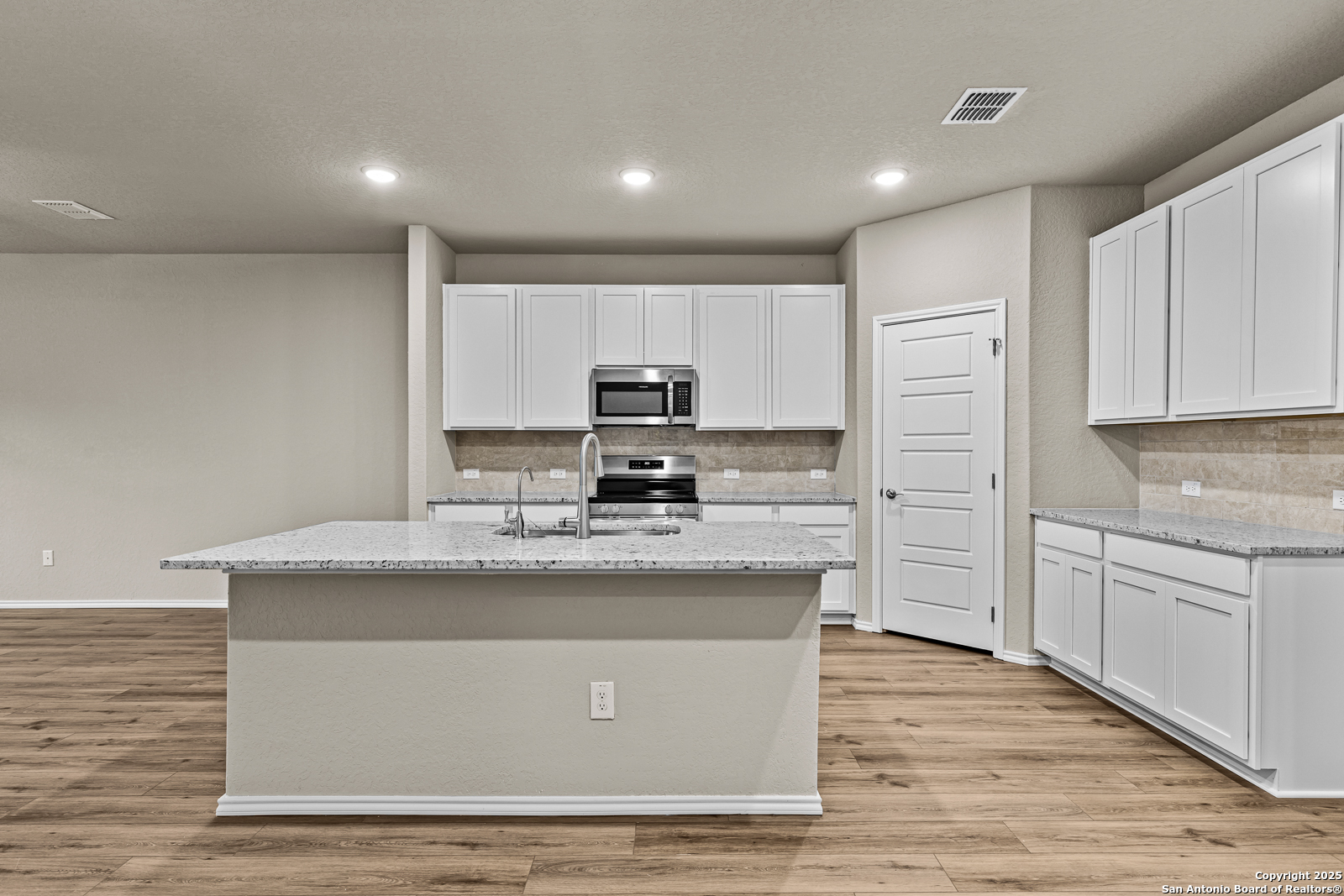 6518 Lowrie Block San Antonio TX 78239