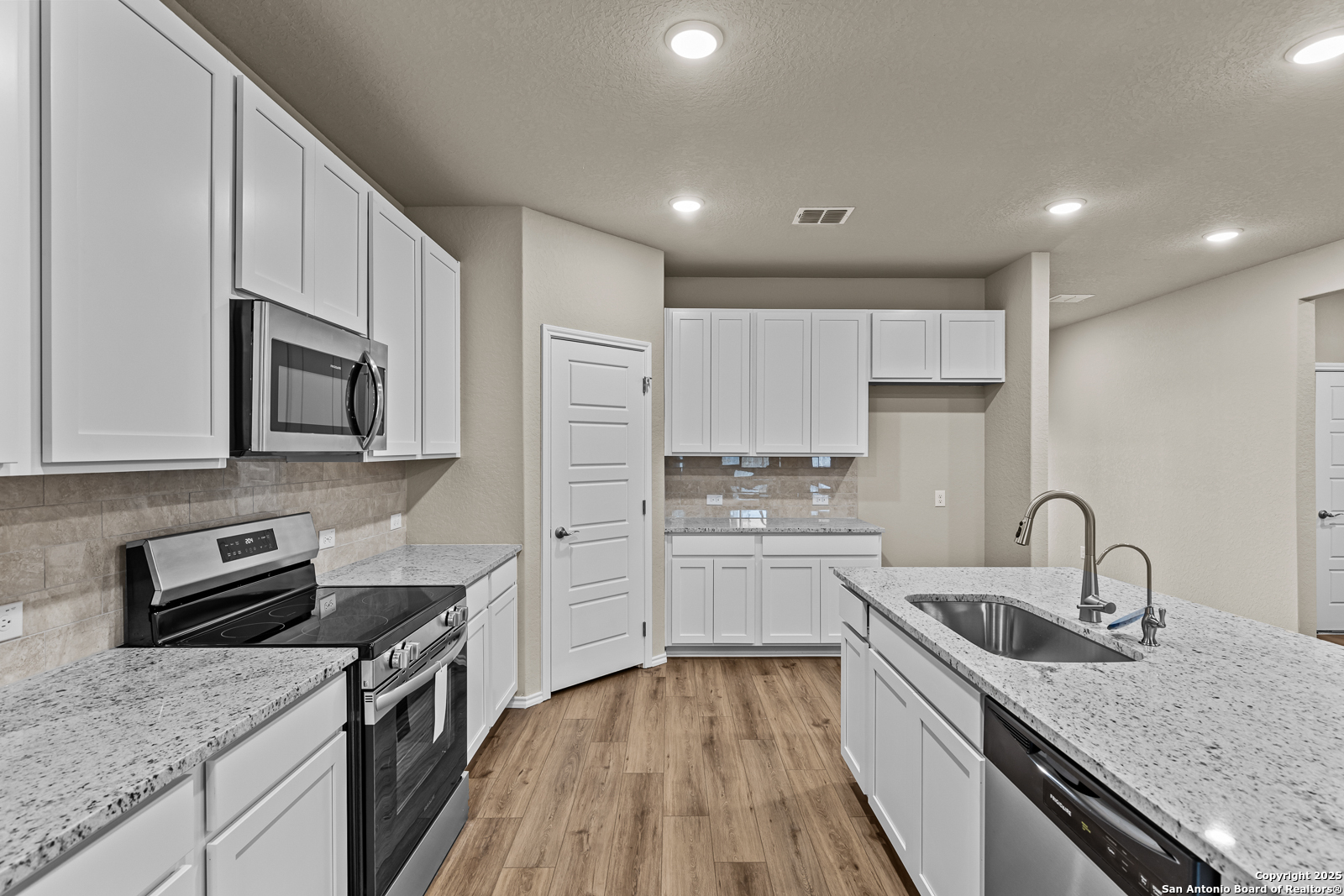 6518 Lowrie Block San Antonio TX 78239