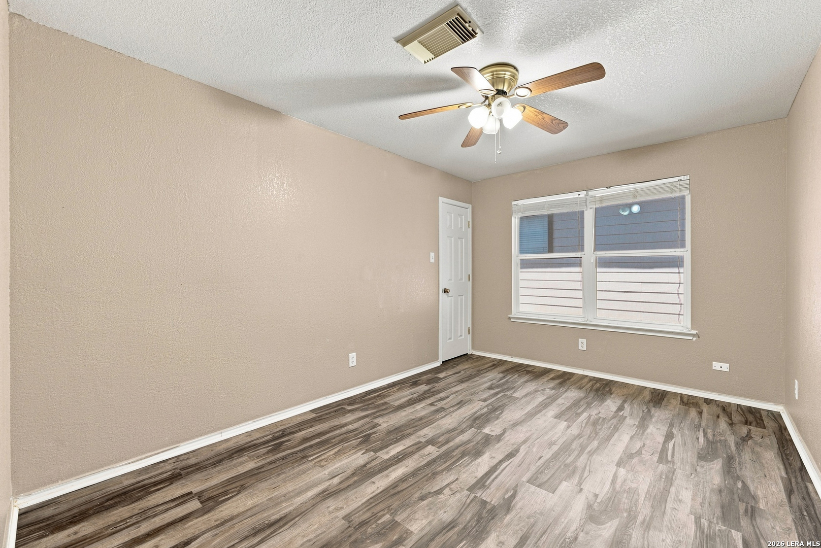7505 Forest Live Oak TX 78233