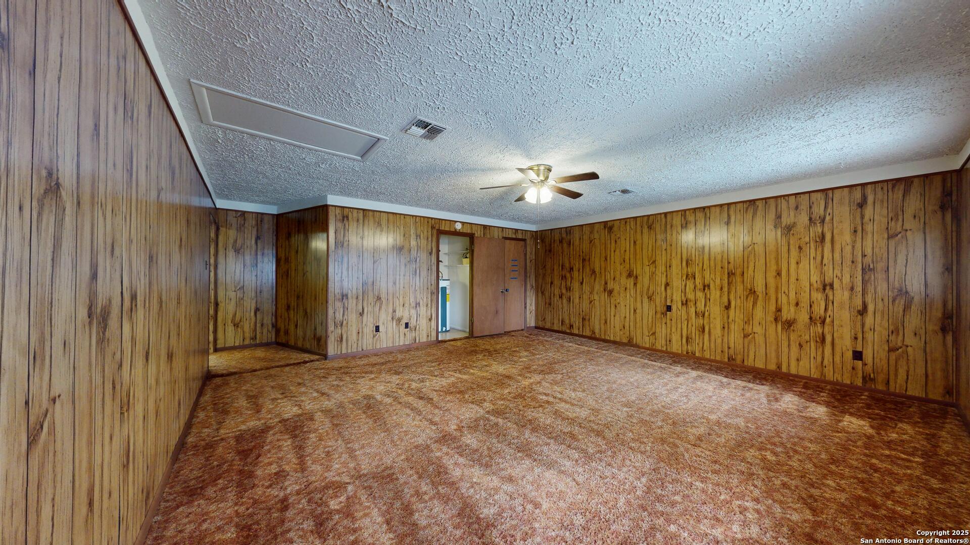 128 Cloverleaf Schertz TX 78154