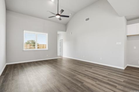 14942 Fischer Garden San Antonio TX 78253