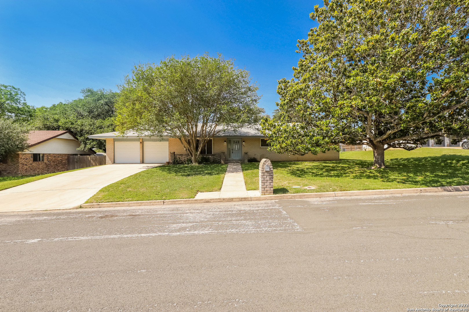 701 Richfield Drive Windcrest TX 78239