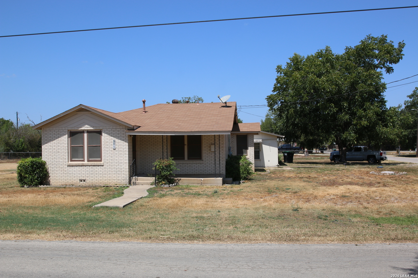 901 Houston Castroville TX 78009
