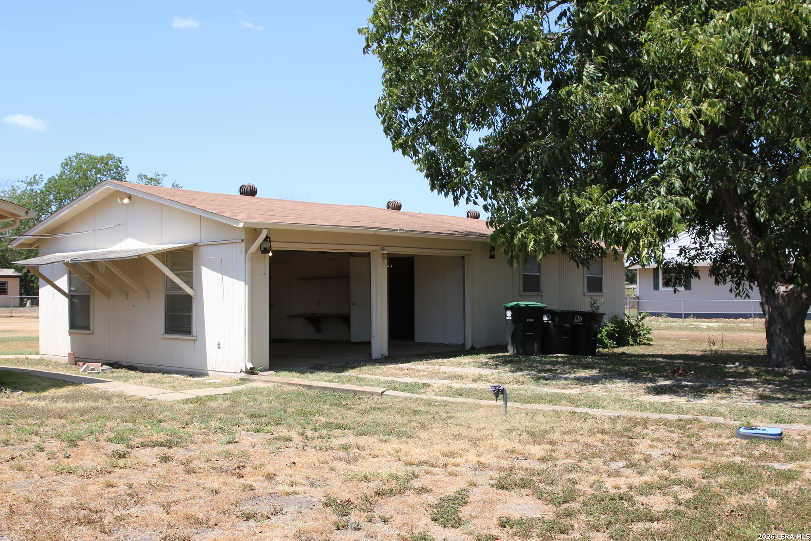 901 Houston Castroville TX 78009