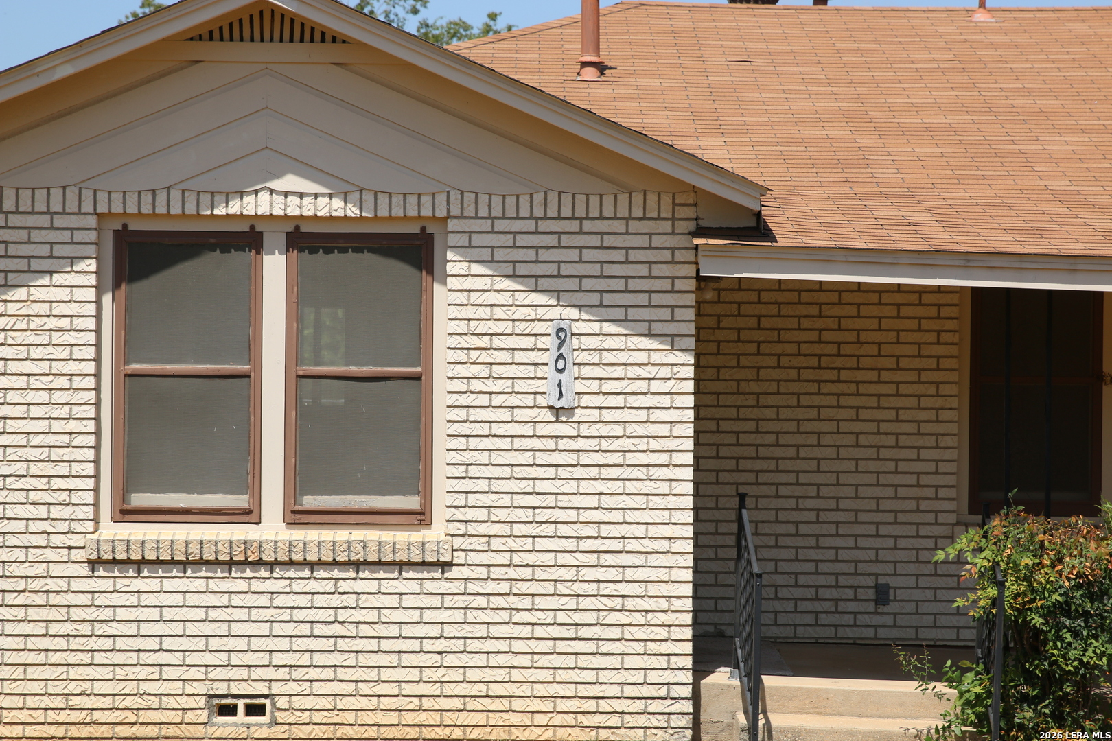 901 Houston Castroville TX 78009