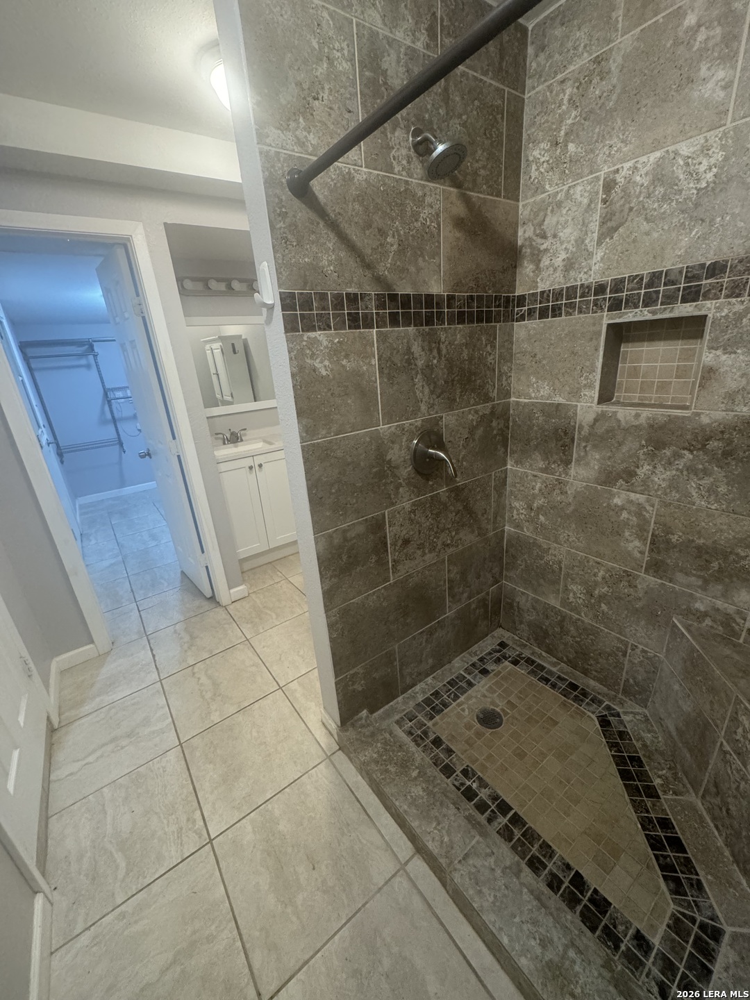2910 Shadow Bend San Antonio TX 78230