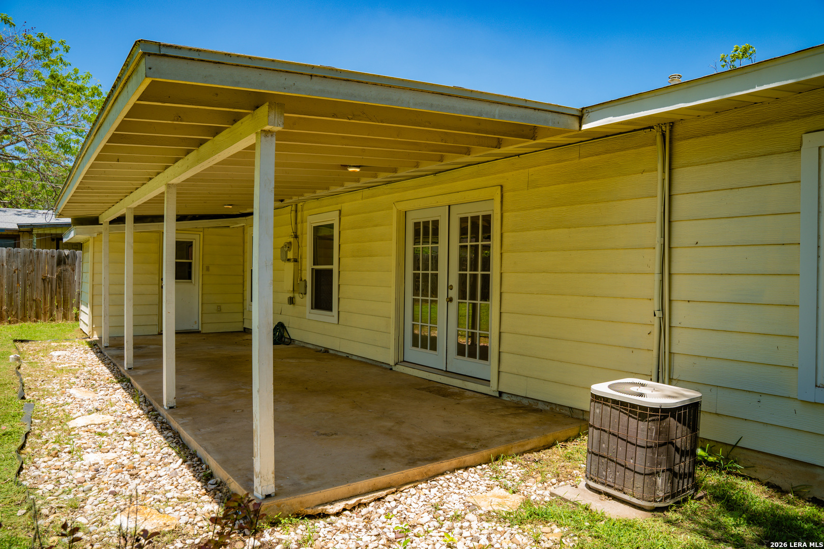 2910 Shadow Bend San Antonio TX 78230