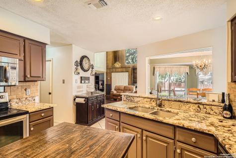 13215 Hunters Spring Street San Antonio TX 78230