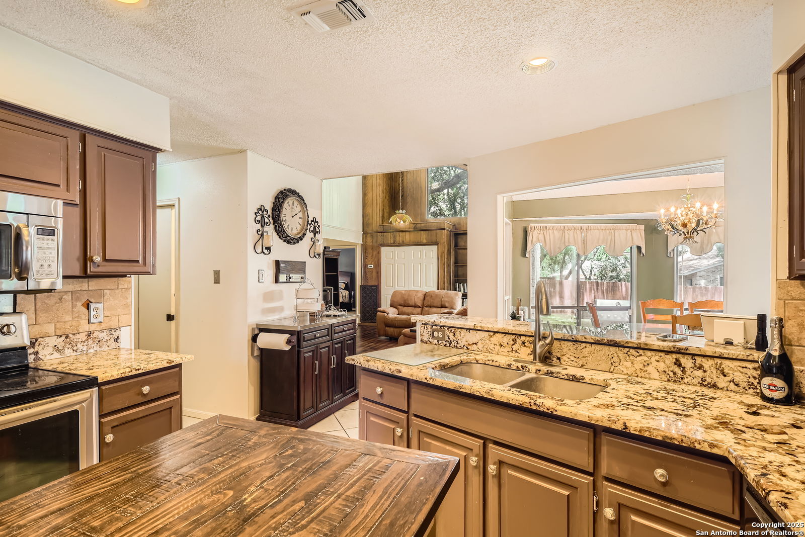 13215 Hunters Spring Street San Antonio TX 78230