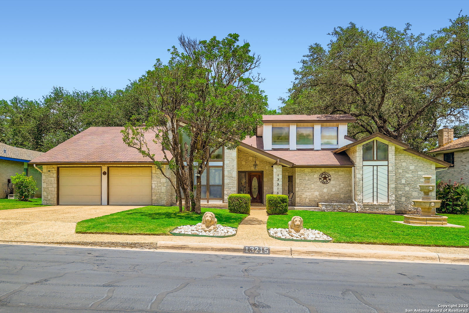 13215 Hunters Spring Street San Antonio TX 78230
