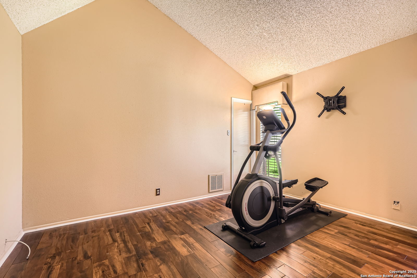 13215 Hunters Spring Street San Antonio TX 78230