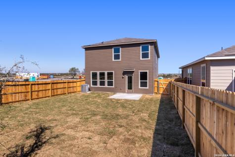 10030 Jagger Avenue Converse TX 78109