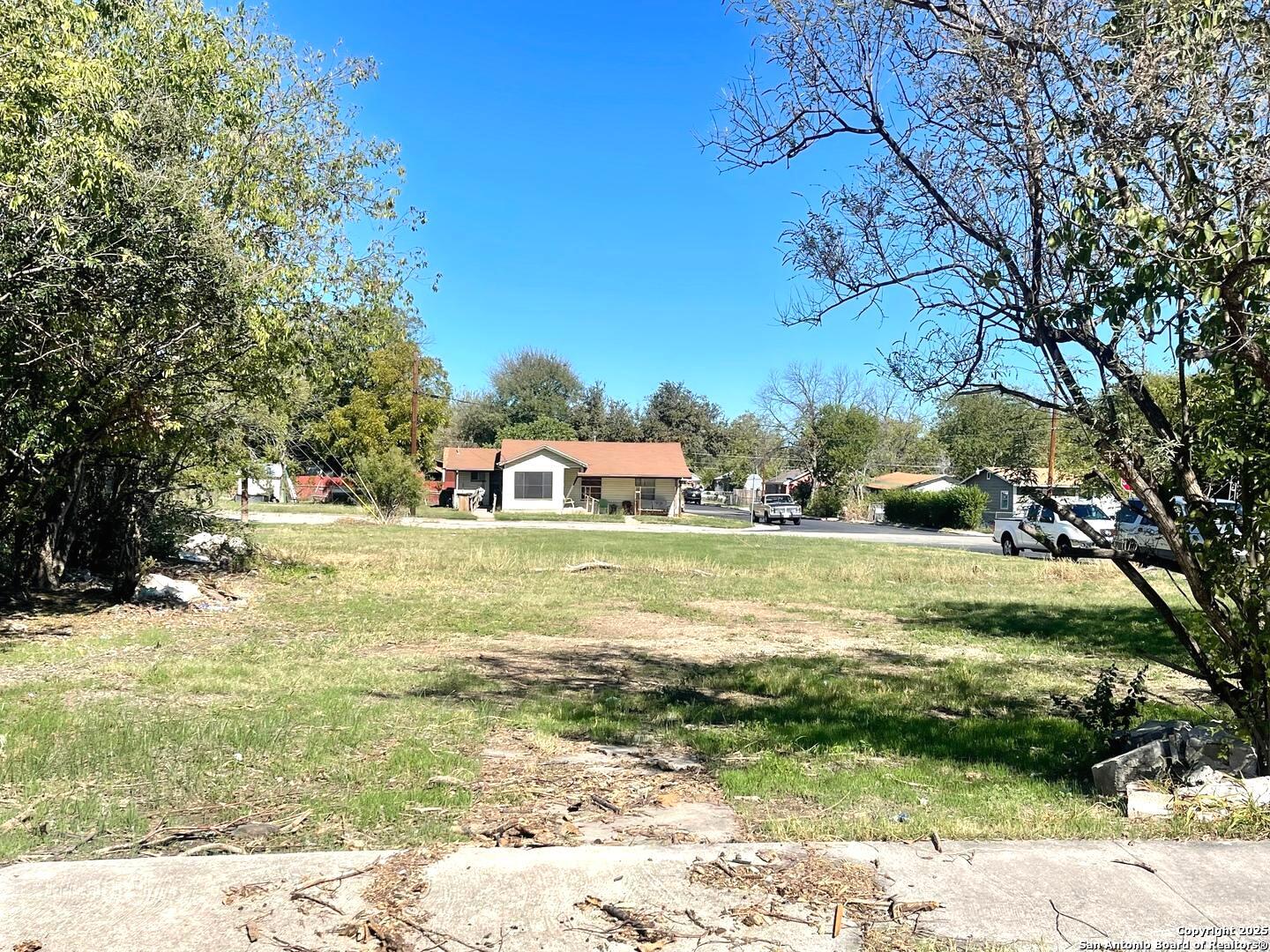 801 Albert San Antonio TX 78207