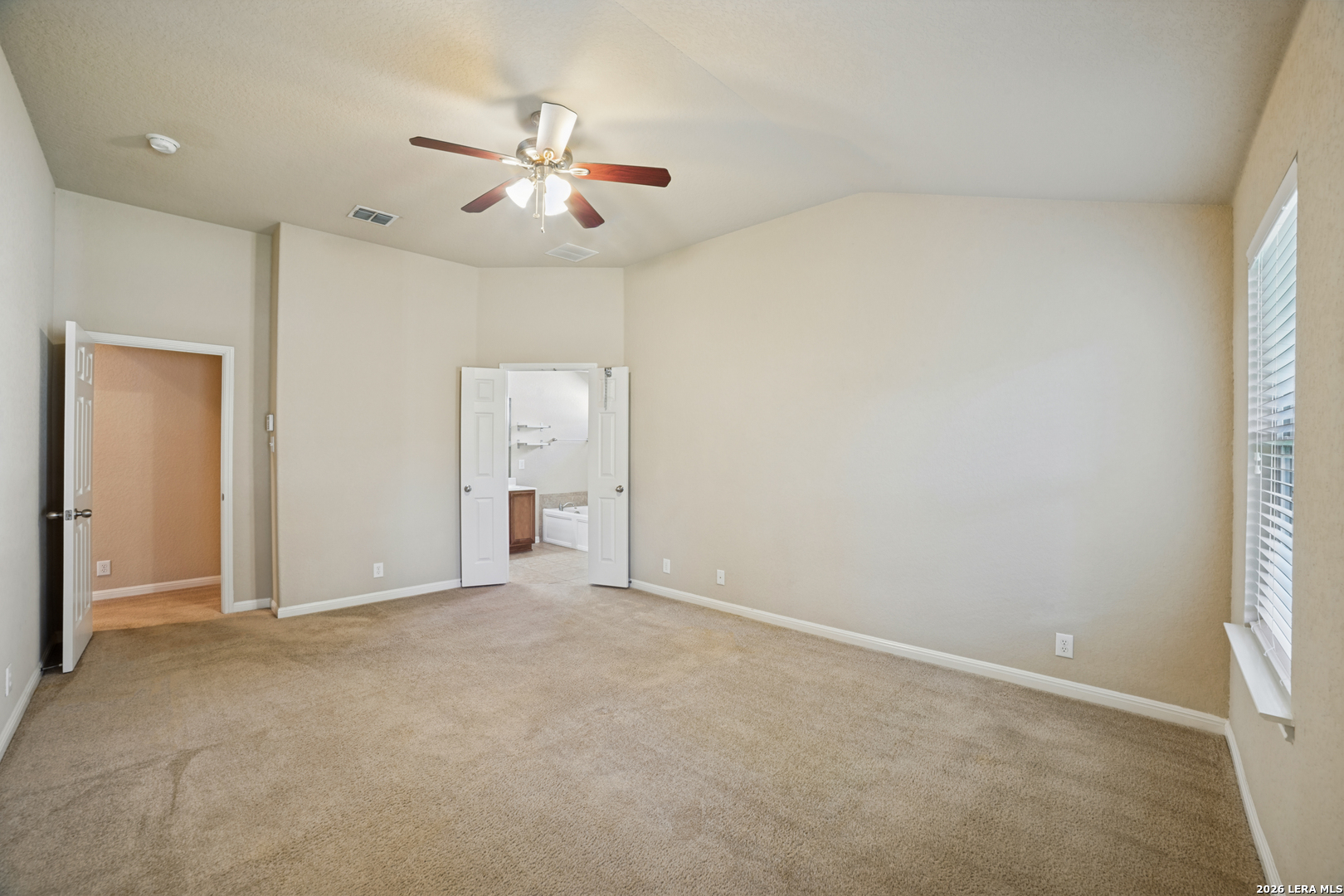 8711 W Brocken Forest Helotes TX 78023