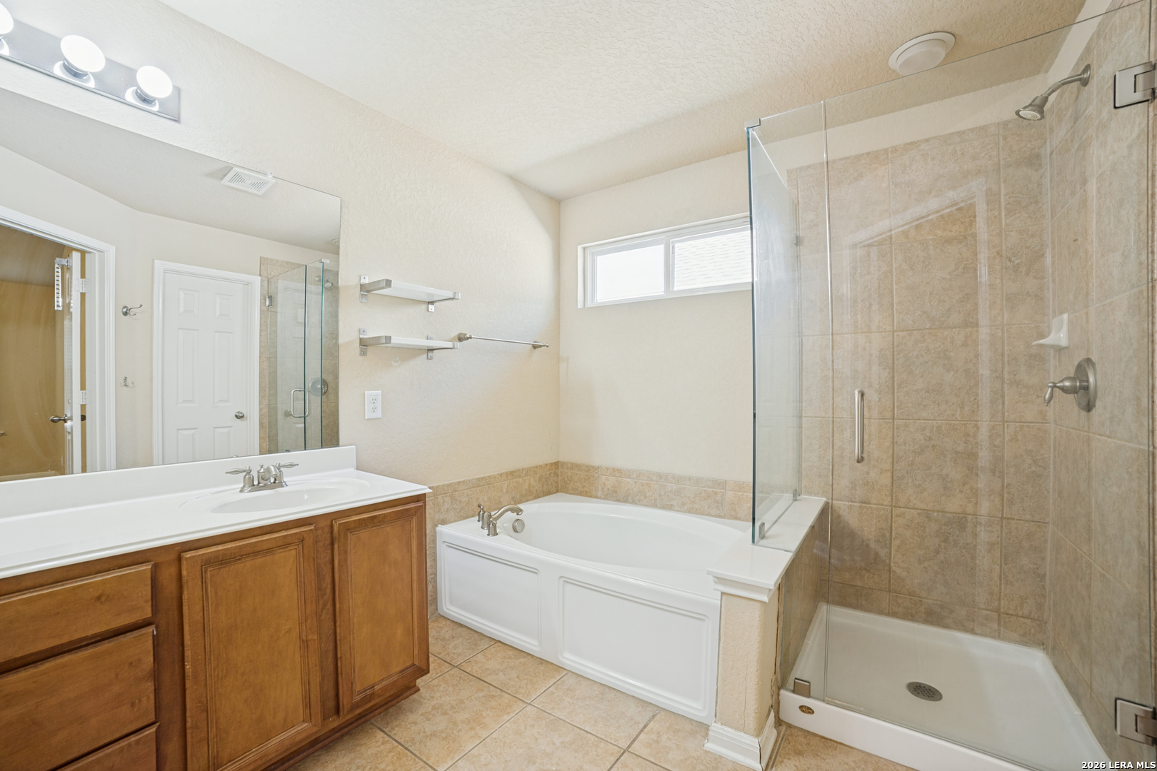 8711 W Brocken Forest Helotes TX 78023