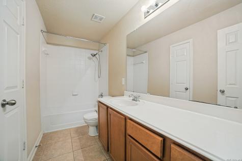 8711 W Brocken Forest Helotes TX 78023