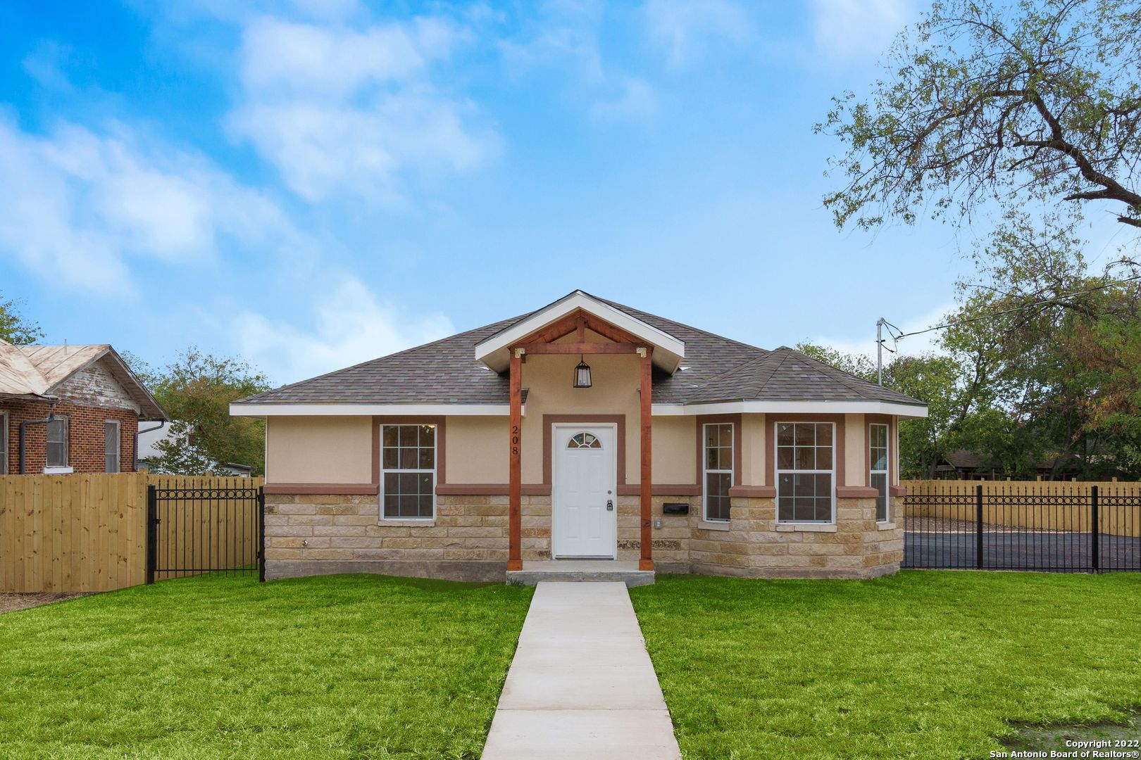 208 Betty Jean Street San Antonio TX 78223