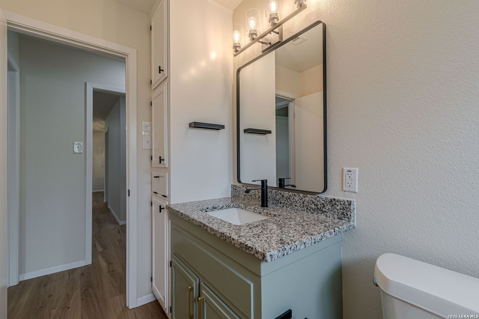 506 Magnolia Jourdanton TX 78026