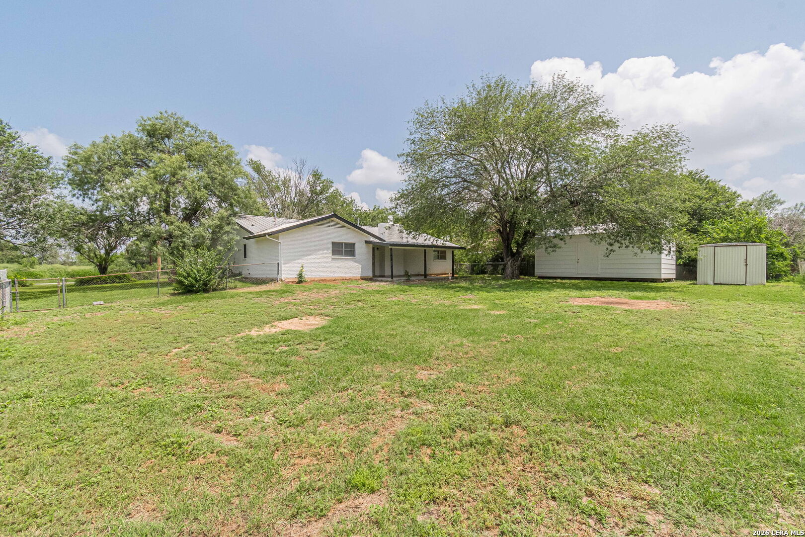 506 Magnolia Jourdanton TX 78026