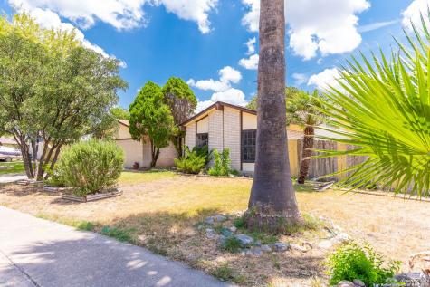 8302 Bent Waters San Antonio TX 78239