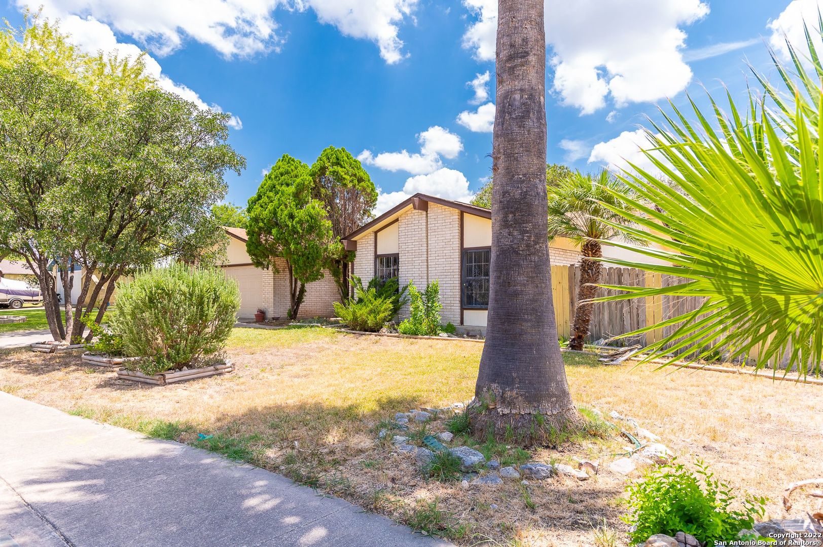 8302 Bent Waters San Antonio TX 78239
