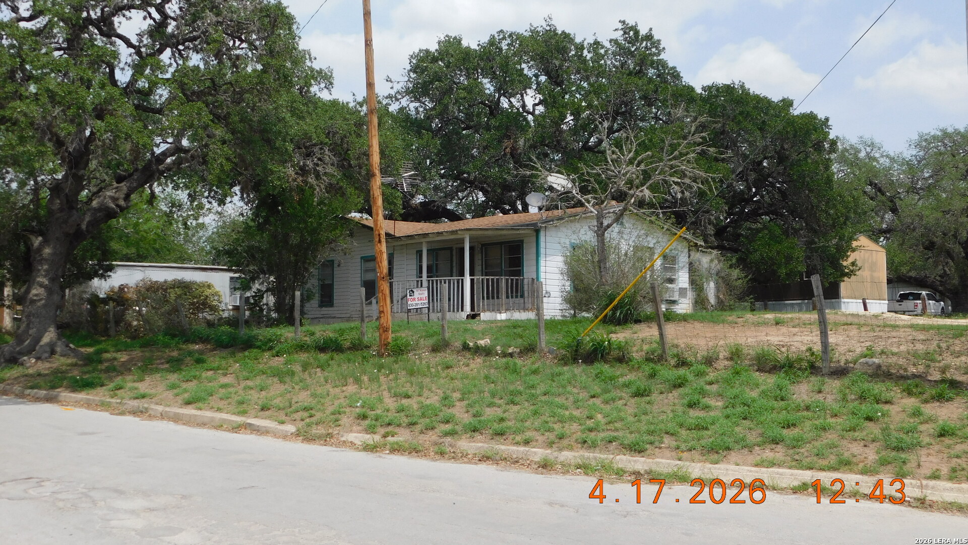 210 Colwell Pleasanton TX 78064