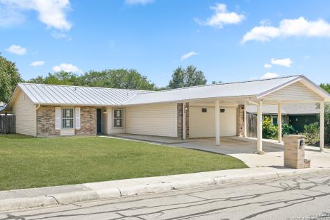 1014 Bridle Forest San Antonio TX 78245