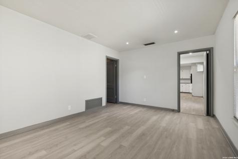 630 Carlisle Avenue San Antonio TX 78225