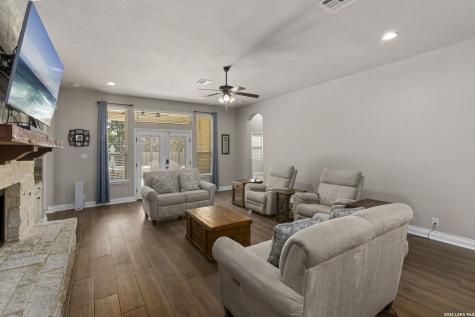 109 Alder Woods Boerne TX 78006