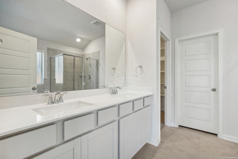 1521 Corinth Crest San Antonio TX 78245