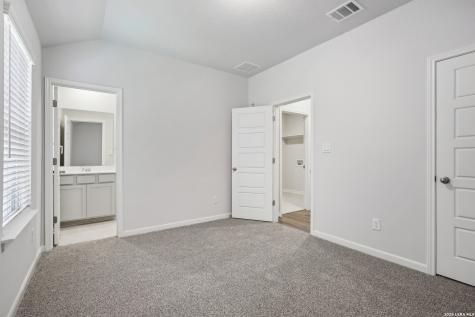 1521 Corinth Crest San Antonio TX 78245