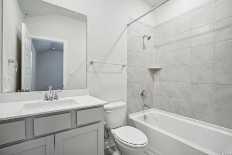 1521 Corinth Crest San Antonio TX 78245