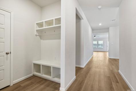 1521 Corinth Crest San Antonio TX 78245