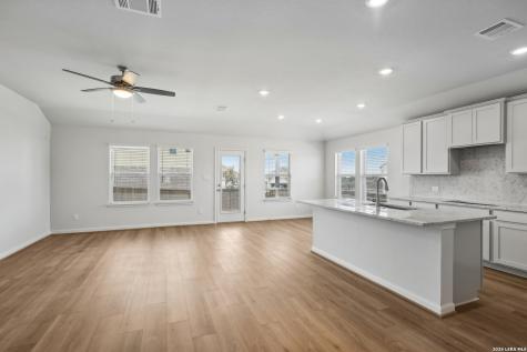 1521 Corinth Crest San Antonio TX 78245