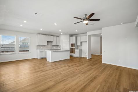 1521 Corinth Crest San Antonio TX 78245