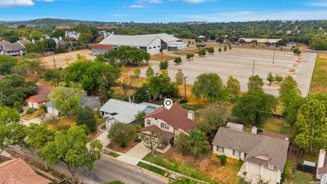 5618 Champions Hill Drive San Antonio TX 78233