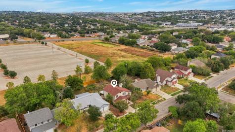 5618 Champions Hill Drive San Antonio TX 78233