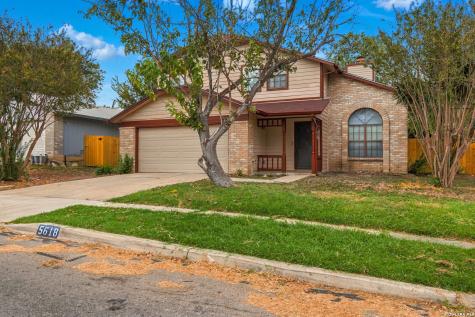5618 Champions Hill Drive San Antonio TX 78233