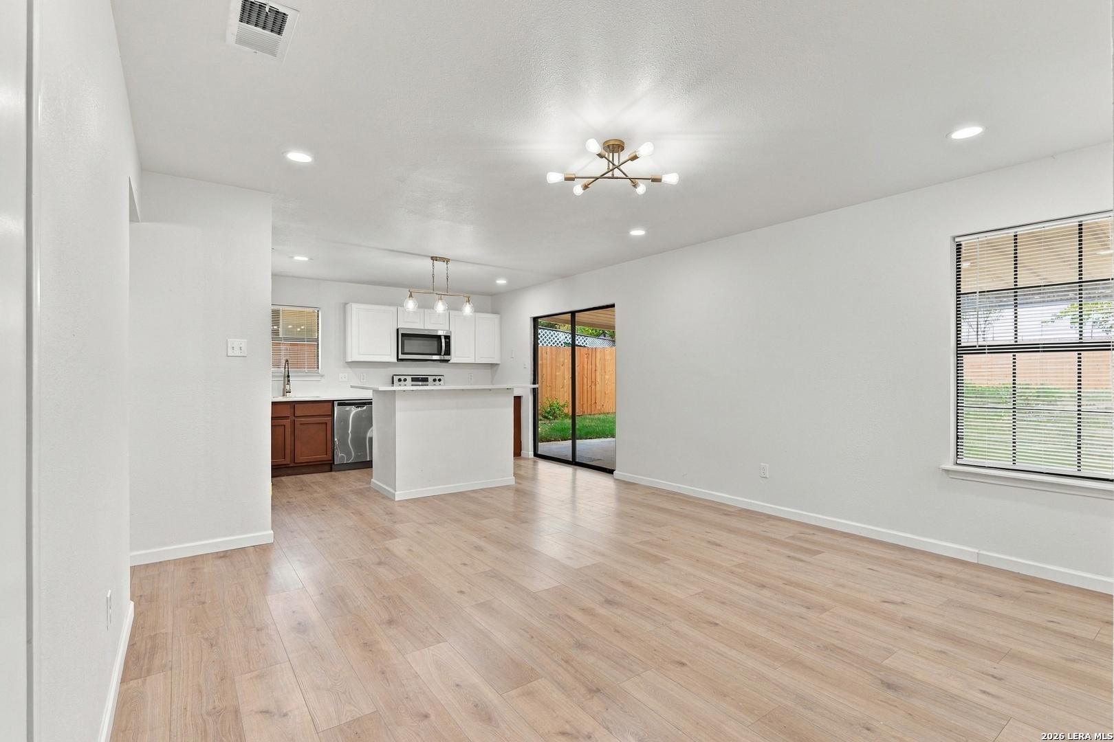 5618 Champions Hill Drive San Antonio TX 78233